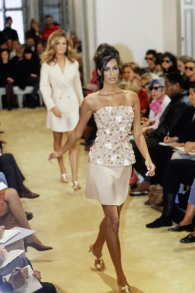 Look 2